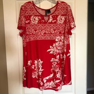New Directions red tunic top size XL pretty!